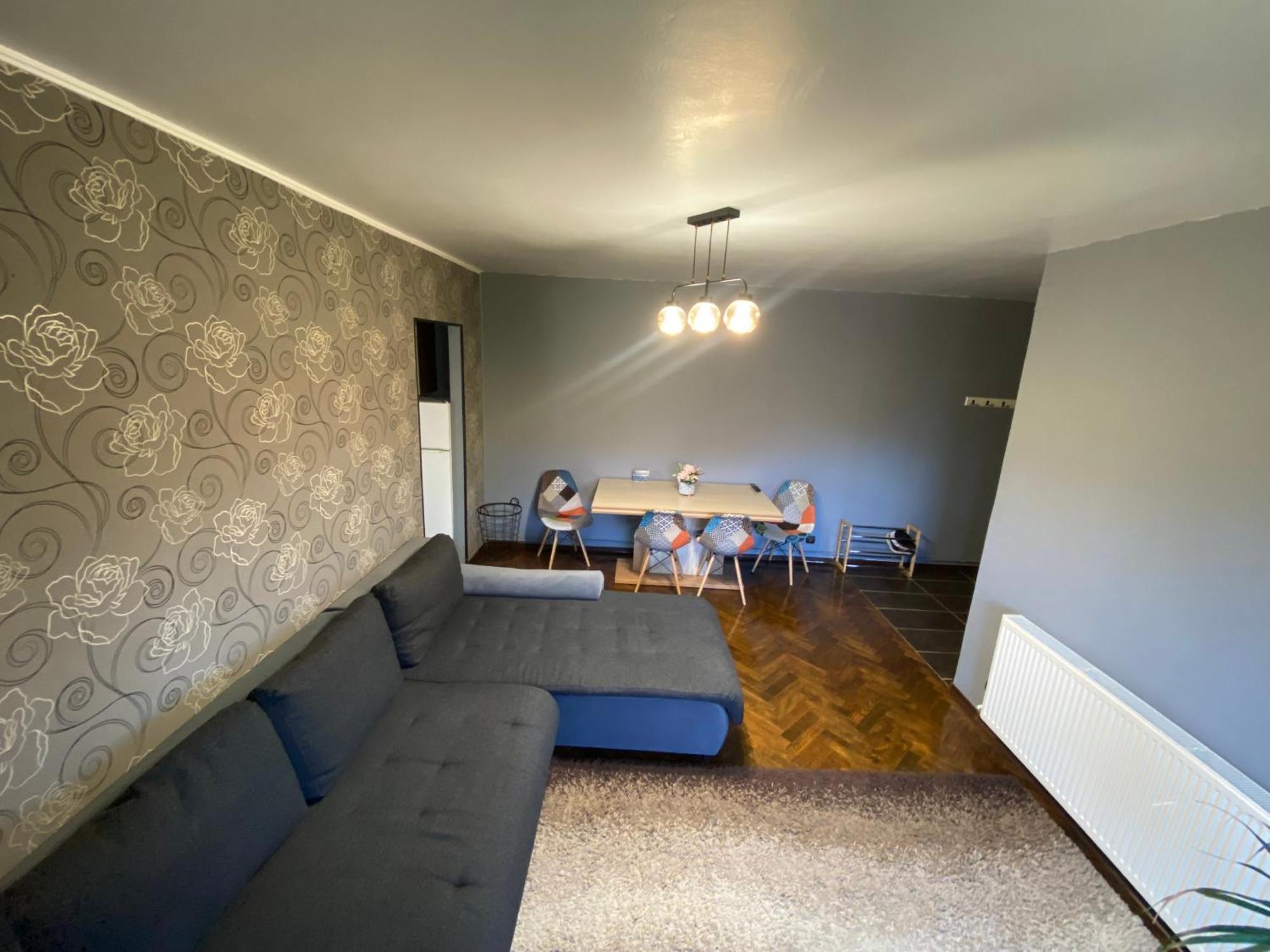 Comfort Home Apartment 2 Petroşani Exterior foto